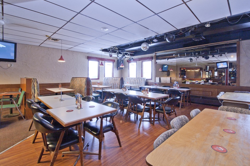 Hotels in Wainwright, AB Springs Motor Inn Motels in Wainwright