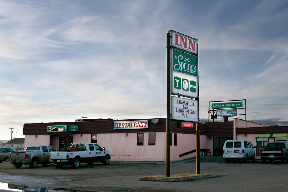 Hotels in Wainwright, AB Springs Motor Inn Motels in Wainwright